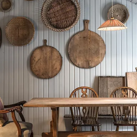 Dijver - Serene Escape In The Heart Of Historic Брюгге
